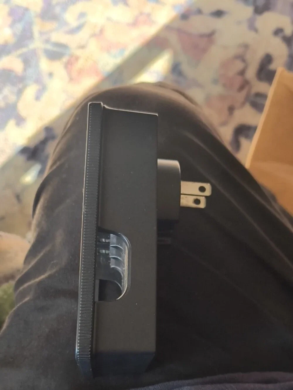 Black 4-Slot Rechargeable Battery Charger It Just Needs Rayovac Batteries